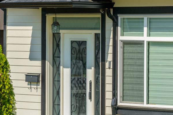 a-nice-entrance-of-a-house-2025-10-28-21-32-58-utc
